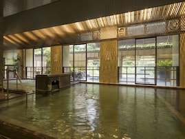 【楽天トラベル特別セール】群馬県「水上温泉 みなかみホテルジュラク」が特別価格で登場中