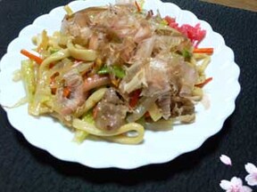 ソース派 醤油派 焼きうどんの作り方7選 All About オールアバウト