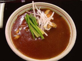 簡単なのに本格的なおいしいカレーそば!レシピ style= 簡単なのに本格的なおいしいカレーそば!レシピ
