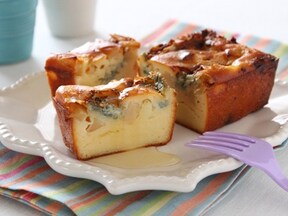 翌日が食べごろ! りんごのパンプリンケーキ style= 翌日が食べごろ! りんごのパンプリンケーキ