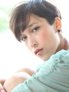 かっこいいのに女性らしい 簡単スタイリングのショートヘア10選 All About オールアバウト