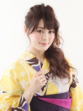 浴衣の髪型に くるりんぱベースの簡単ヘアアレンジ18選 All About オールアバウト