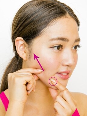 顔マッサージで印象がガラリと変わる 5分でokのマッサージ法8選 All About オールアバウト