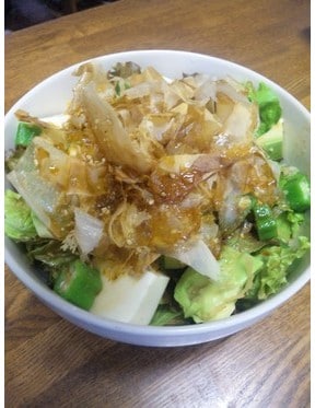 オクラと豆腐の野菜サラダ