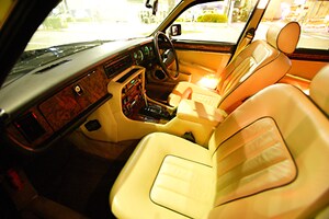 2/3 オーナー訪問No.7 三村さんのデイムラー W6 [輸入車] All About