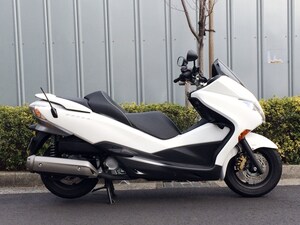 2/3 いくつもの顔を見せてくれるフォルツァZ MF10 [HONDA(ホンダ
