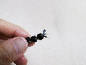 便利でお洒落なビーズのグローブホルダー [ビーズ] All About