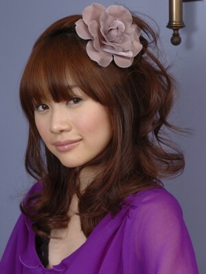フェミニン派におすすめ ふんわりサイドアップヘア 結婚式 パーティーヘアアレンジ All About