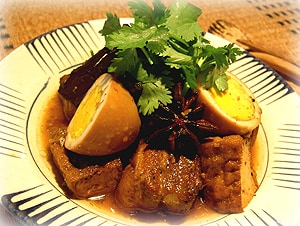 レシピ タイ料理 豚肉とゆで卵の煮込み 世界のおうちご飯 All About