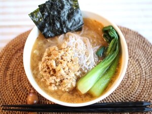 豆腐そぼろと春雨麺のヘルシー＆ピリ辛味噌ラーメン
