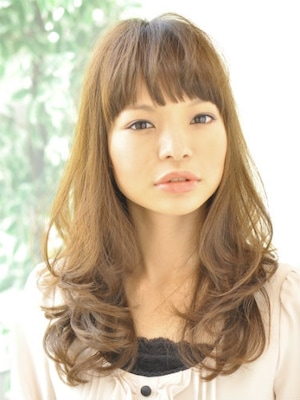 アラサー女子必見 女っぷりが上がるナチュラルロングヘア All About オールアバウト