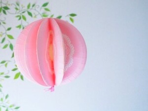 紙皿で作るペーパープレートボール