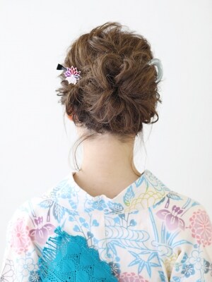 かんざしを使った髪型 浴衣や着物に似合う簡単ヘアアレンジ14選 All About オールアバウト