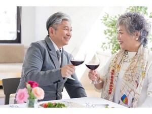 月の年金31万3967円・資産5100万円で「2カ月に一度、夫婦でそこそこお金のかかる外食が楽しみ」と語る64歳男性の年金暮らし