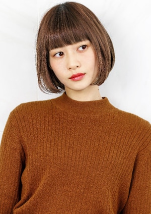 顔を小さく見せる 30代 40代女性におすすめの小顔ヘアスタイル All About オールアバウト