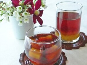紅茶とマンゴーのジュレ