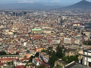 お土産にしたい！ナポリの超有名人さんプルチネッラ [イタリア] All About