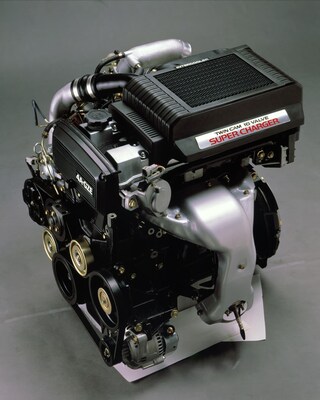1.6L直4DOHCスーパーチャージャーの4A-GZEエンジン