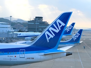 夏休みを前に不安広がる。ANAシステム移行でトラブル続出、最安運賃は席指定不可で家族バラバラ？