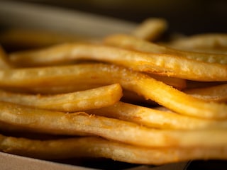 1日500円生活で3食「フライドポテト」を食べ続けた少年の最期……病院から帰宅直後に突然死した理由