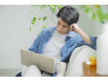「現在のS&P500の運用益はマイナス。5年後に期待している」37歳男性のNISA積立投資の推移