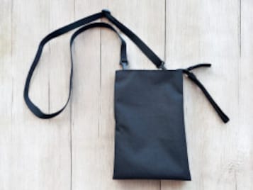 SNSで話題に！【無印良品】新色登場＆アレンジ可能な「ポーチとしても使える 撥水ミニサコッシュ」