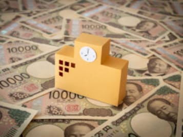 「2人分の教育ローンを借りて、返済が大変だった」月の年金約13万円・68歳女性の老後貯蓄額