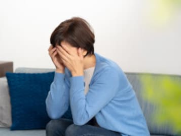 貯蓄250万円で毎月20万円の赤字「まもなく破綻するのでマンションを売却予定」65歳女性の年金生活