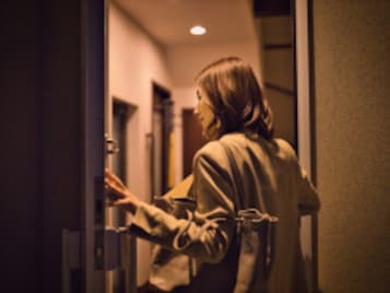 「帰宅後すぐご飯が食べられるなら便利だと思い購入したけど」37歳女性が買って後悔したキッチン家電