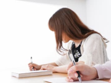 毎月1万5000円返済「借りてよかったかは分からない。結局、借金だけが残った」36歳女性の奨学金200万円