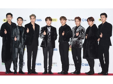 音楽アワードを無双し、社会現象まで巻き起こした！ “最強無敵”なK-POPグループ「EXO」の驚くべき軌跡