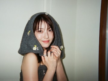 【女性が選んだ】「手が美しいと思う20代女性俳優」ランキング！ 2位「浜辺美波」を抑えた1位は？【2026年調査】