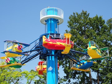 【群馬県】レトロ遊園地、つつじの古木群、温泉湧く幻想公園。休みの日に行きたい個性派公園3選