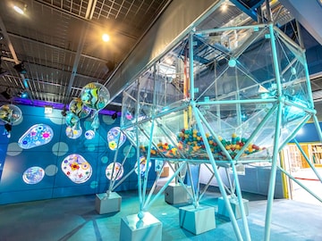 【茨城県】大人200円から！ 世界最大級プラネタリウム・海の科学館・地図専門館。科学館3選