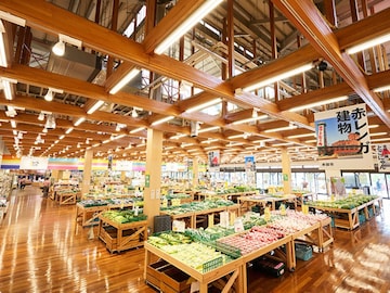 【愛知県】JA系産直施設で全国一の売り場面積に、県下最大級の天然温泉足湯も！ ファーマーズマーケット2選