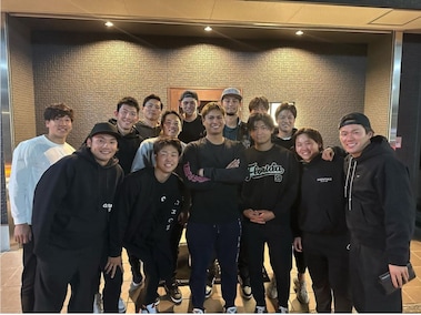 阿部慎之助•高橋由伸•上原浩治 3人分サイン入り野球ボール Yahoo!オークション -「阿部慎之助 サイン」の落札相場・落札価格