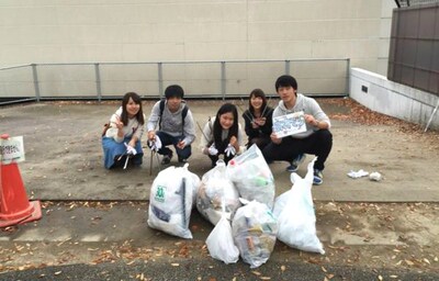 Cleaning Shibuya After Halloween 2014