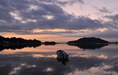 The Summer Resort Area of Lake Hamana