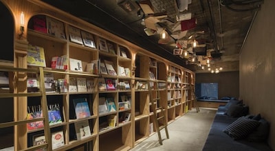 잠 잘 수 있는 서점, Book And Bed Tokyo