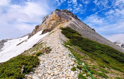 12 Great Hikes in Japan's National Parks