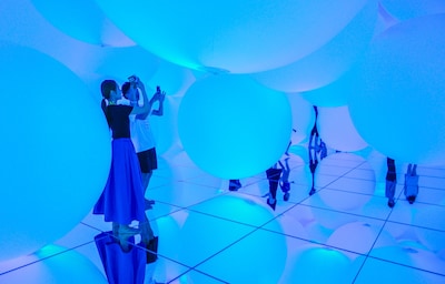 Journey to Another Planet with TeamLab