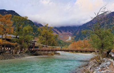 立山黑部周邊延伸景點！沿著北阿爾卑斯與日本「山城」來場浪漫邂逅