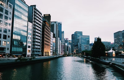 大阪中之島散策指南｜從市公會堂到美術館，一日漫遊路線推薦（附 4 間特色咖啡店推薦）