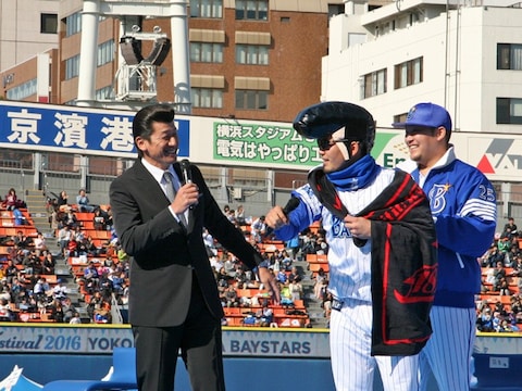 横浜dena 17年のファンフェスは横須賀スタジアムで11月25日に開催 All About News
