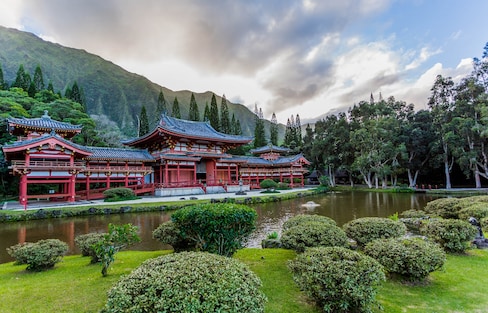 4 Japanese Temples & Shrines in Hawaii