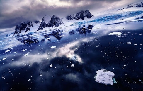 Otherworldly Antarctic Pics by Yutaka Kagaya
