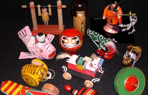 4 Traditional Japanese Toys