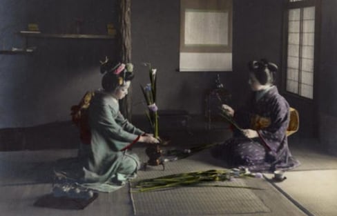Photography Shows Life in Japan 100 Years Ago