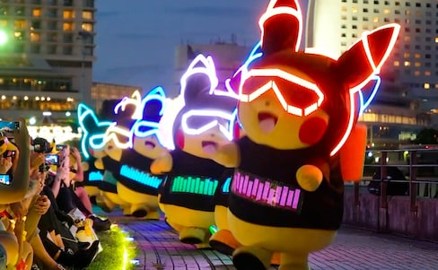 Party with 2,000 Pikachus
