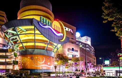 Canal City: Exploring Fukuoka's Luxury Mall